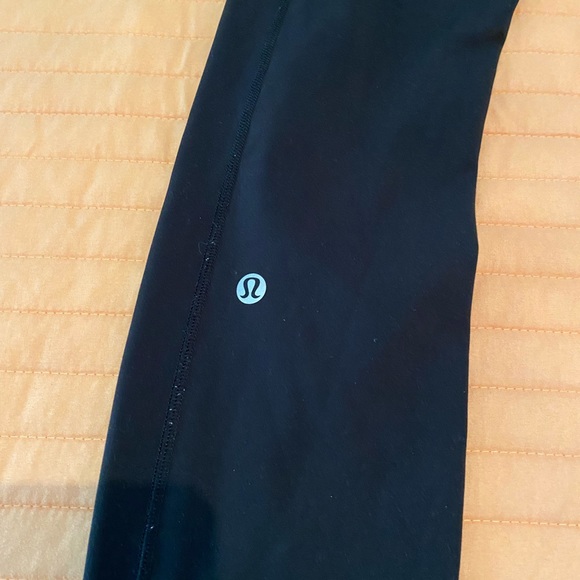 Lululemon leggings 25 inch - Picture 3 of 3